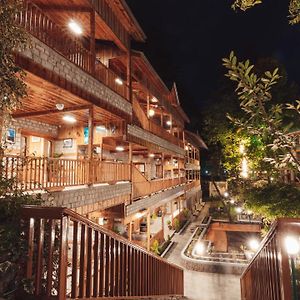 Hotel Negi'S Mayflower A Heritage Since 1965