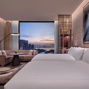 Premium Twin Room